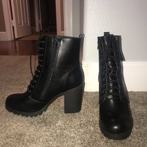 soda malia heeled combat boots